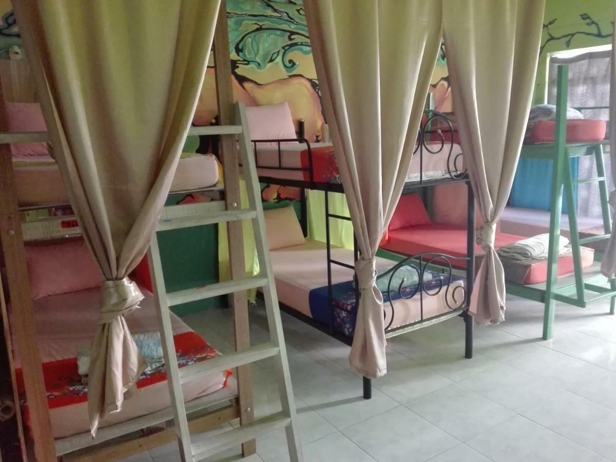 K&M House Apartman Hatrin Kültér fotó