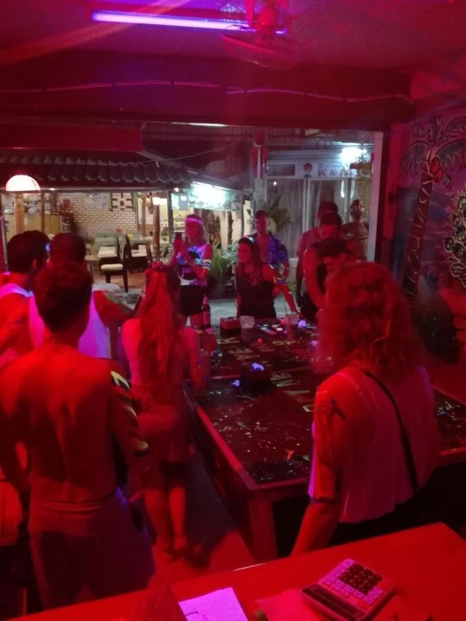 K&M House Apartman Hatrin Kültér fotó